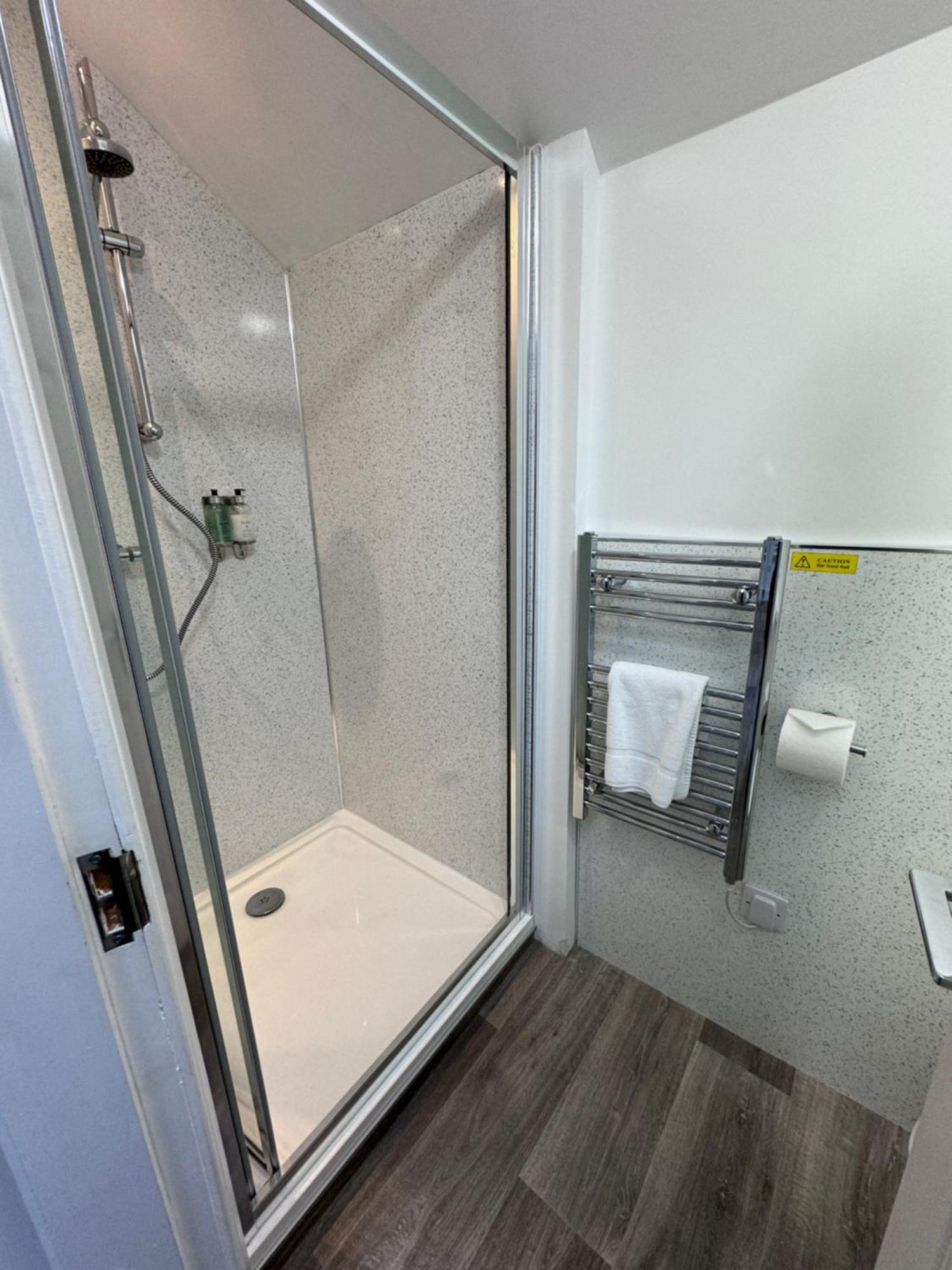 9 Sheraton Apartments Форт Уилям Екстериор снимка